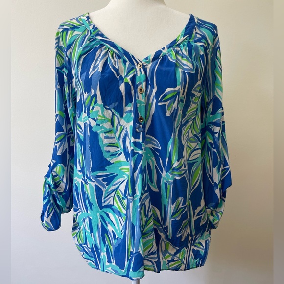 Lilly Pulitzer Tops - Lily Pulitzer Silk Blouse Top Quarter Sleeve Blue Green V-neck Size Small summer